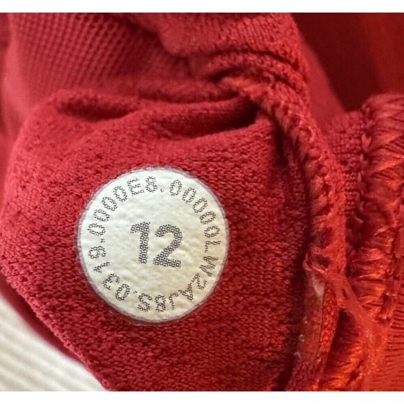 Lululemon Free to Be Serene Bra Light Support Size 12 Carnation Red - Picture 8 of 8